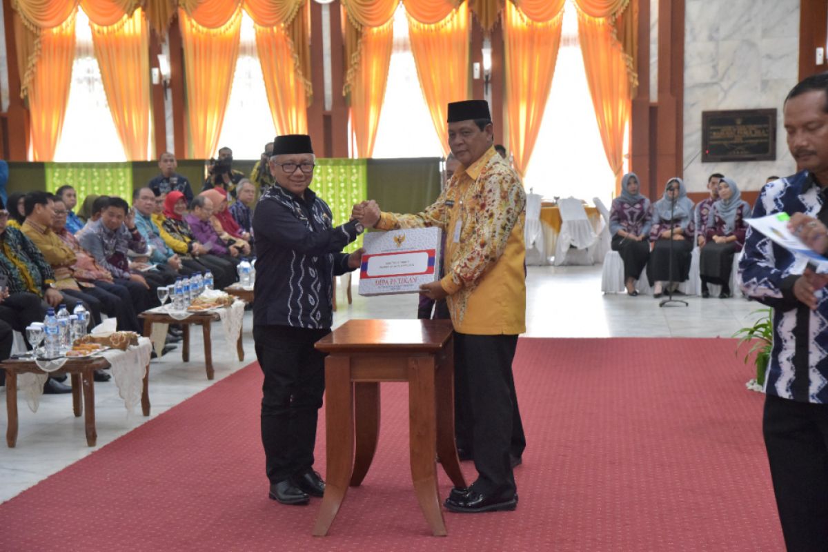 Gubernur : Proyek 2019 sudah bisa dilelang