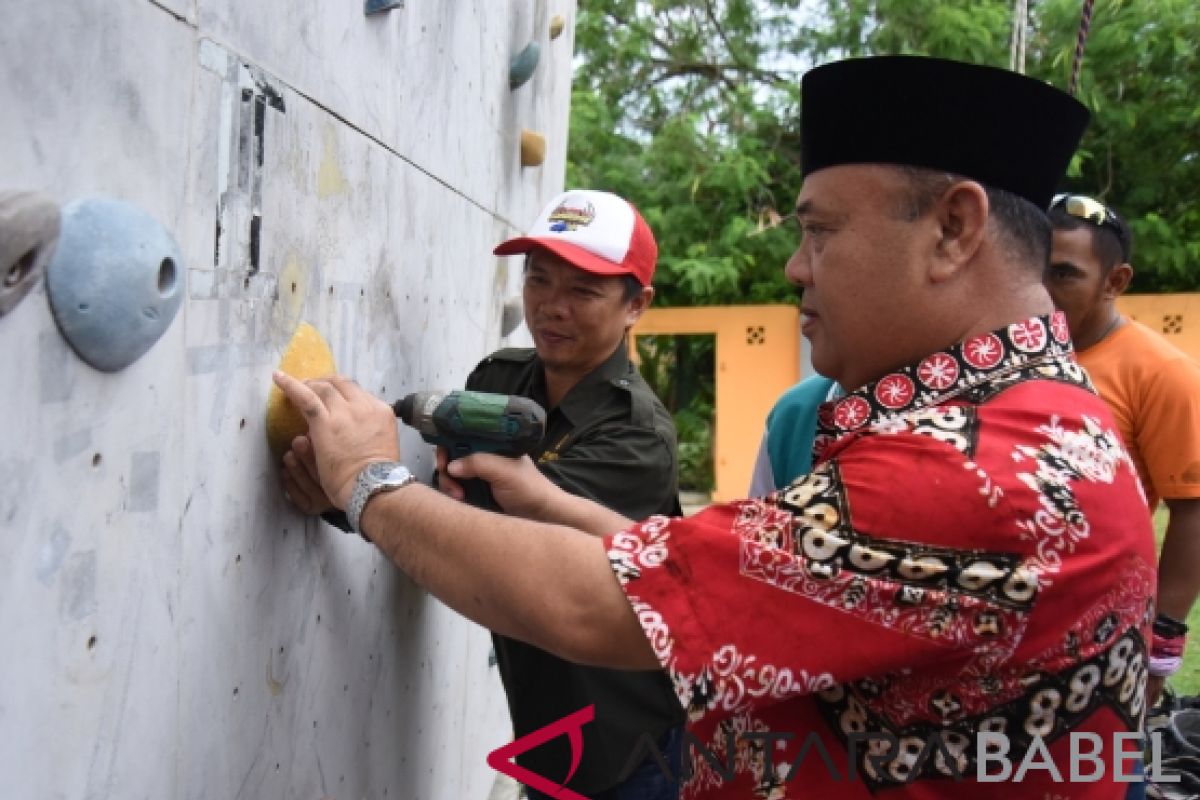 110 pesrta ikuti panjat dinding Bupati Cup