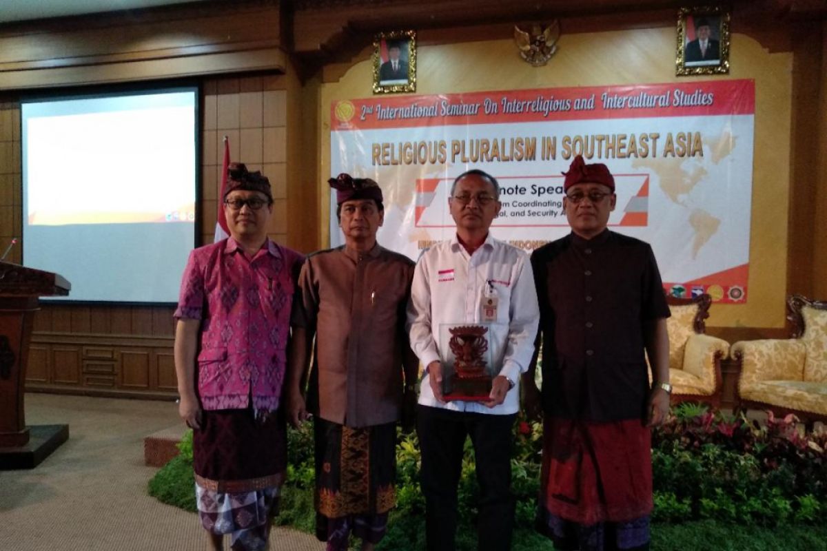 Unhi Denpasar angkat pluralisme dalam seminar internasional
