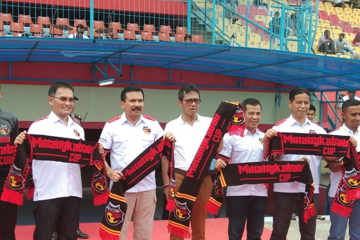 10 tim bersaing di penyisihan Minangkabau Cup II di Padang