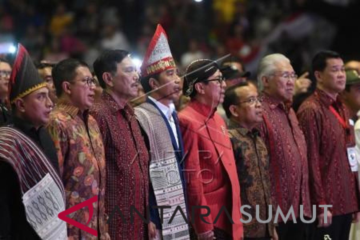 Kedatangan Presiden Jokowi pada Natal Nasional di Medan disambut suka cita