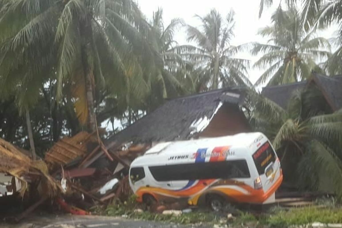 Korban tsunami di Lampung Selatan 29 orang meninggal