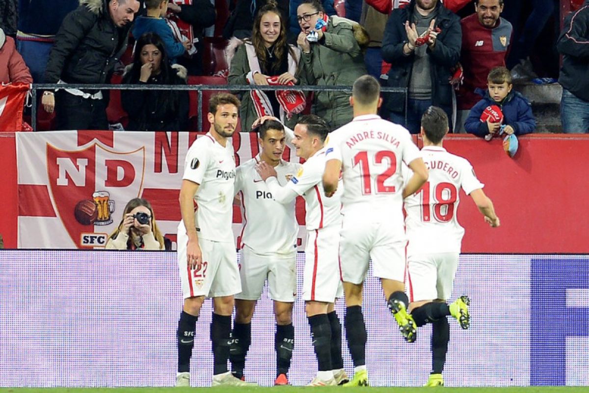Sevilla lolos ke 32 besar sebagai juara grup
