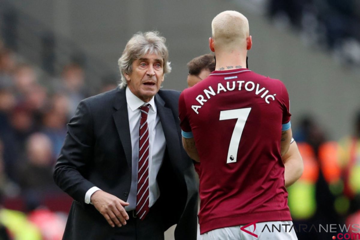 Manajer West Ham khawatirkan cedera Arnautovic
