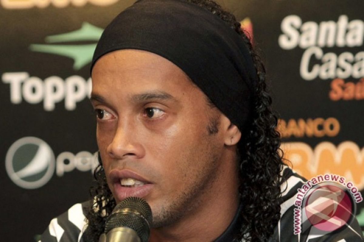 Ronaldinho akan bagikan ilmu kepada pemain pemula Sumsel