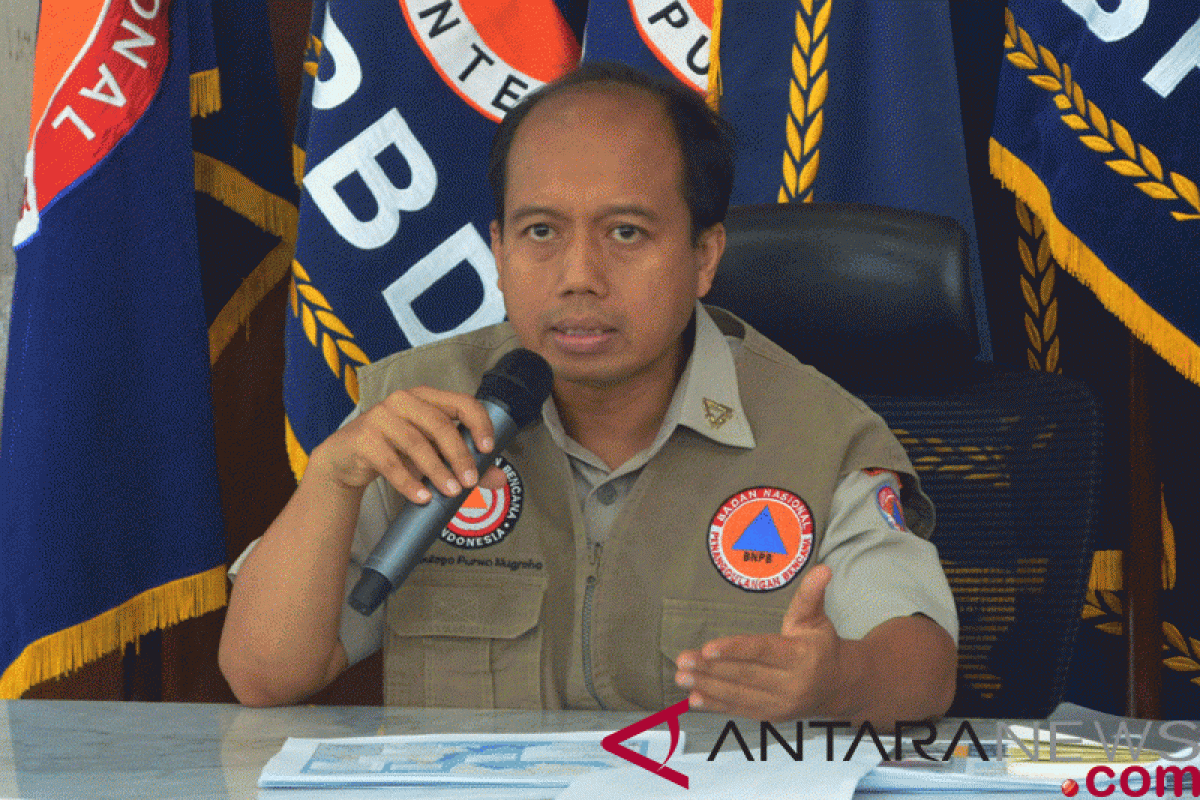 BNPB: pertolongan korban longsor perlukan alat berat