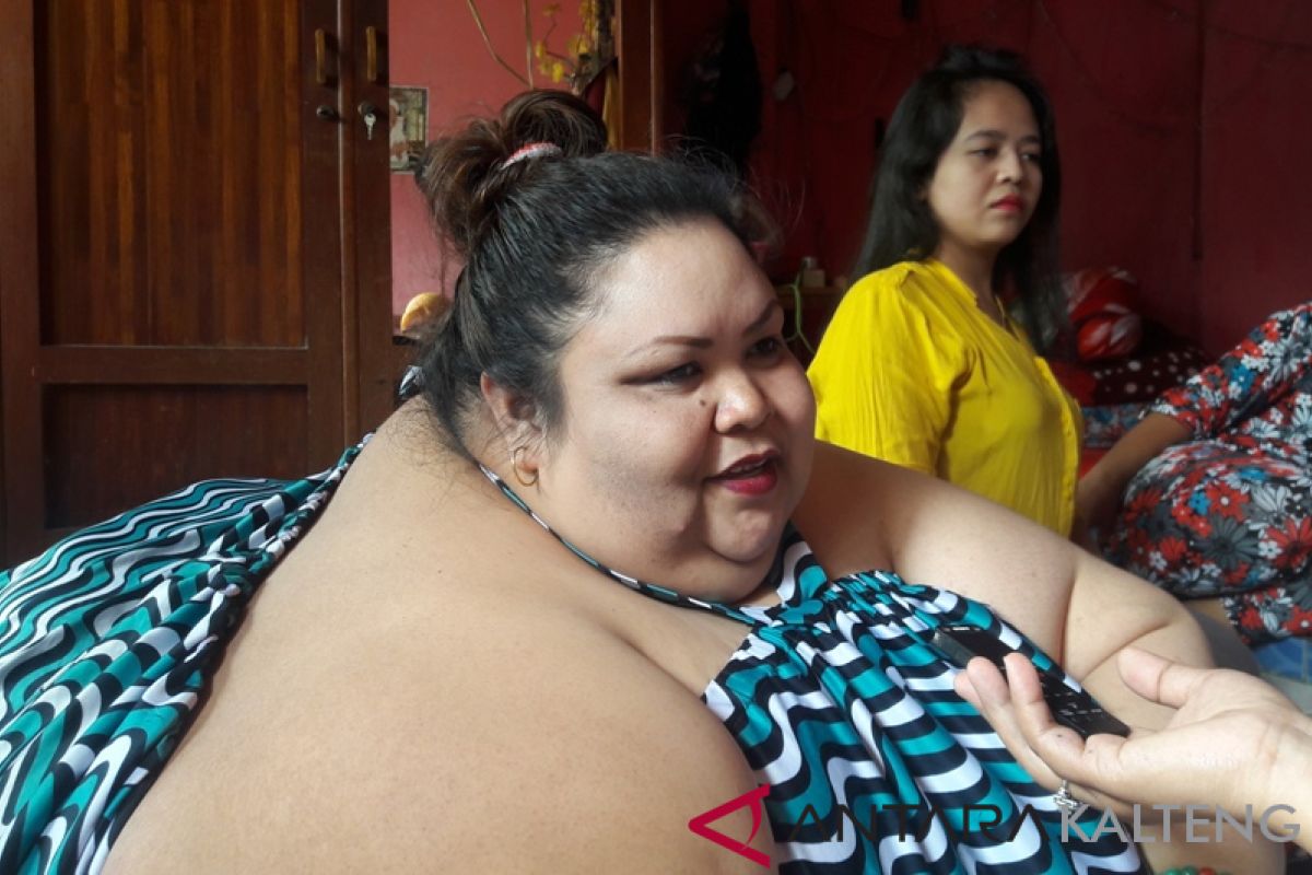 Perempuan berbobot 350kg belum bisa dibawa ke rumah sakit, ini penyebabnya