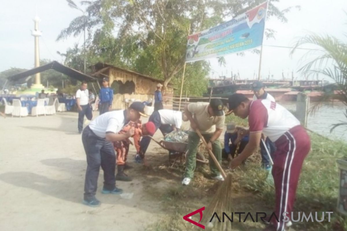 TNI AL gelar karya bhakti memperingati Dharma Samudra 2019