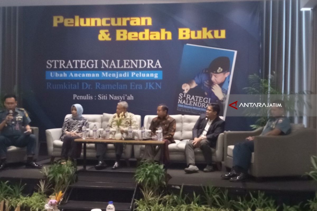 Kadiskes TNI AL Bukukan Strategi Kelola Rumah Sakit di Era JKN