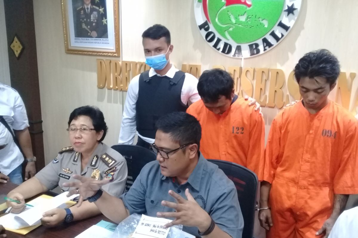 Polda Bali gulung dua kurir satu kilogram sabu-sabu