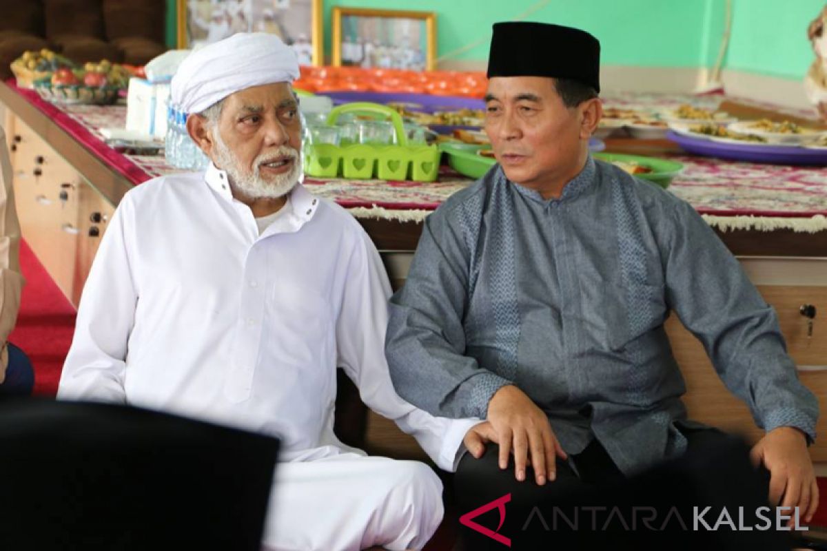 Bupati HSS bersilaturrahmi ke kediaman Habib Ali Abdullah Al'Aydrus