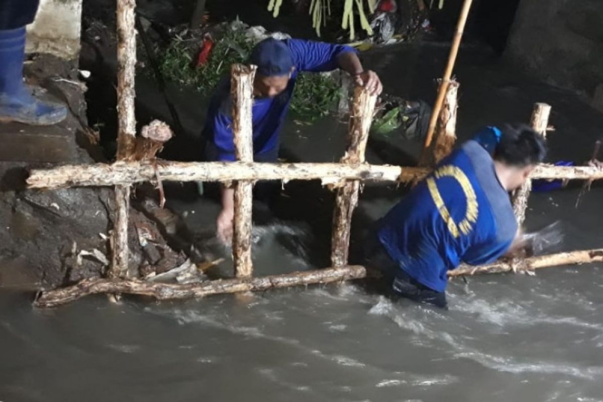 Dua RT di Jatipadang terendam banjir