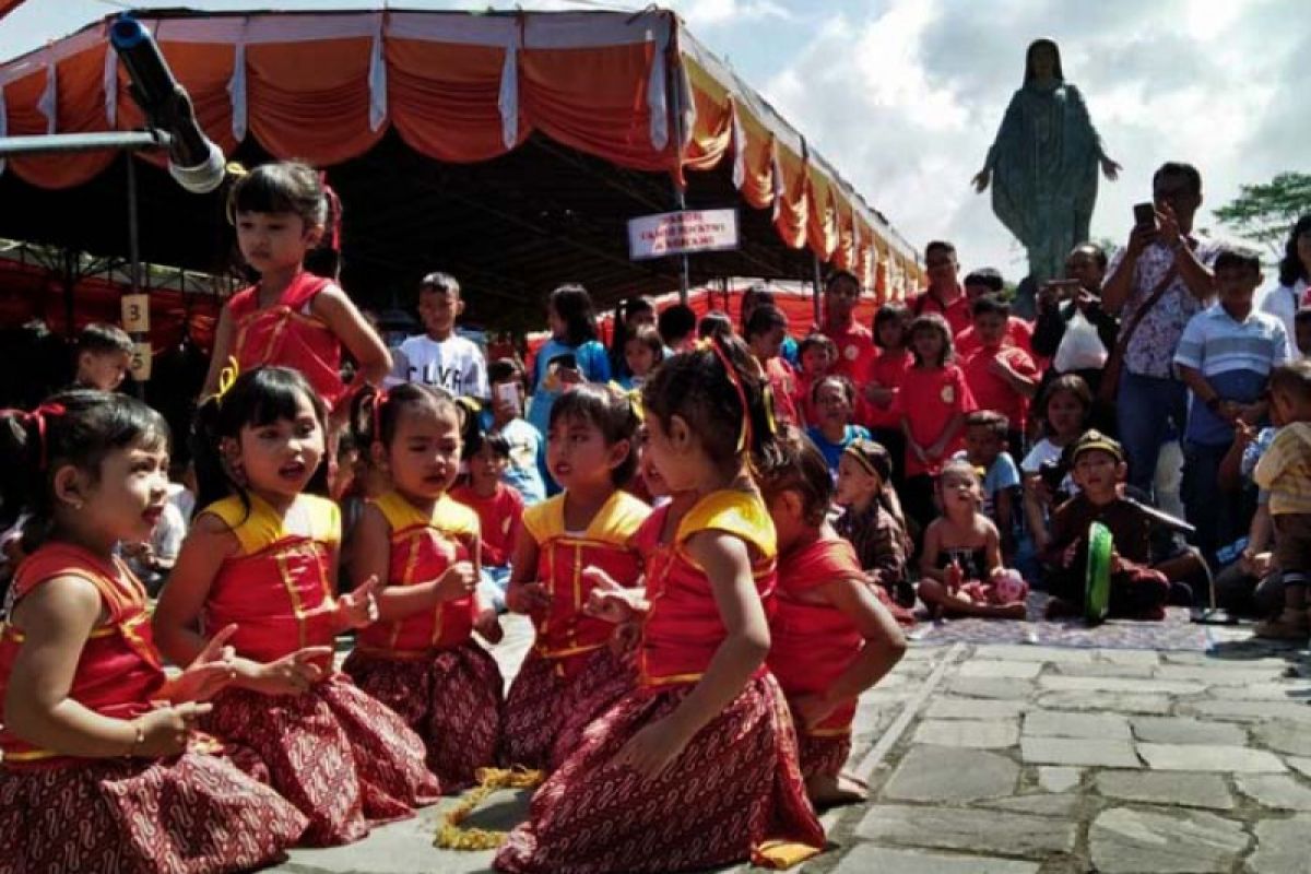 2.500 peserta ikuti Temu Raya Anak-Remaja Kevikepan Kedu