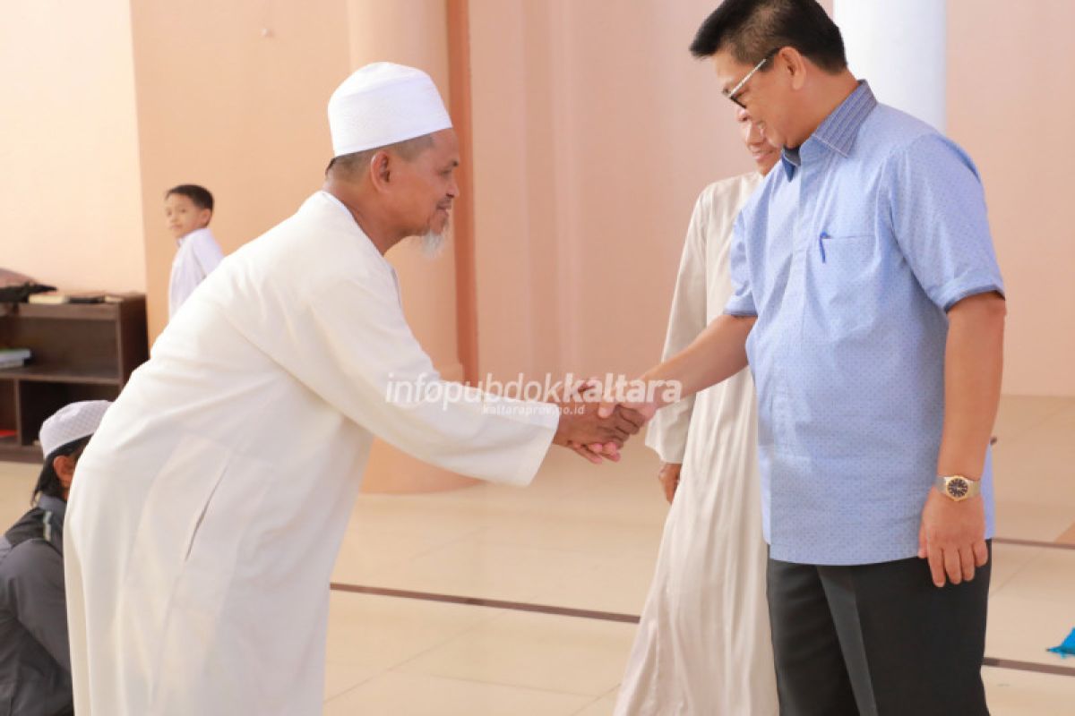 Infak ke Panti Asuhan dan Ponpes