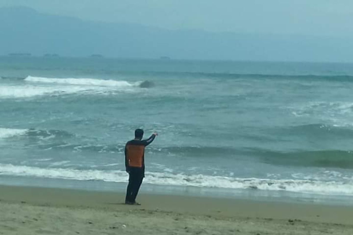 Bupati sukabumi ingin remajakan alat deteksi dini tsunami