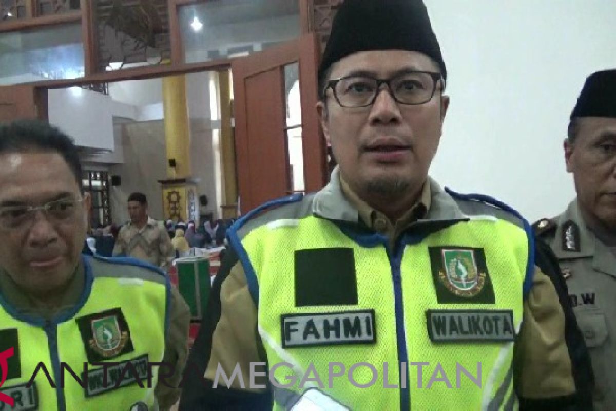 Pemkot Sukabumi kirim relawan bantu korban longsor