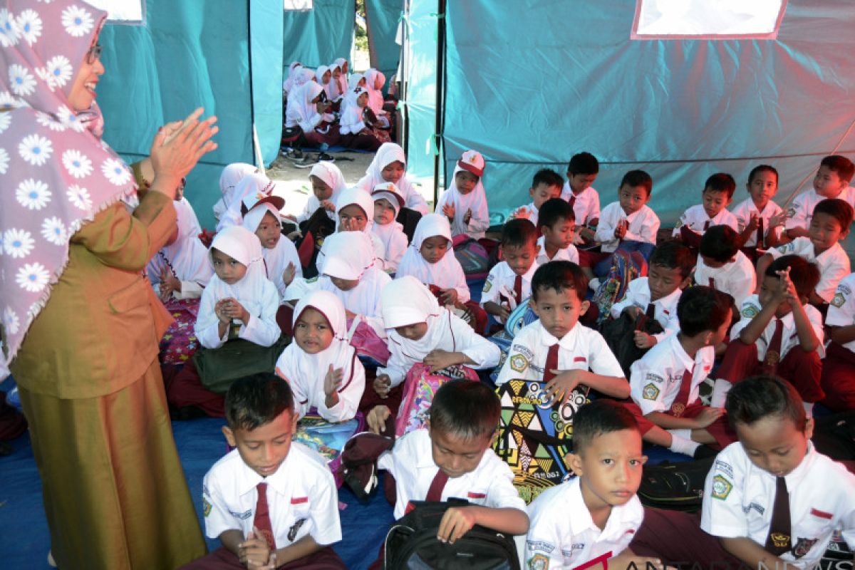 Guru TK Jakarta bantu korban tsunami Lampung Selatan