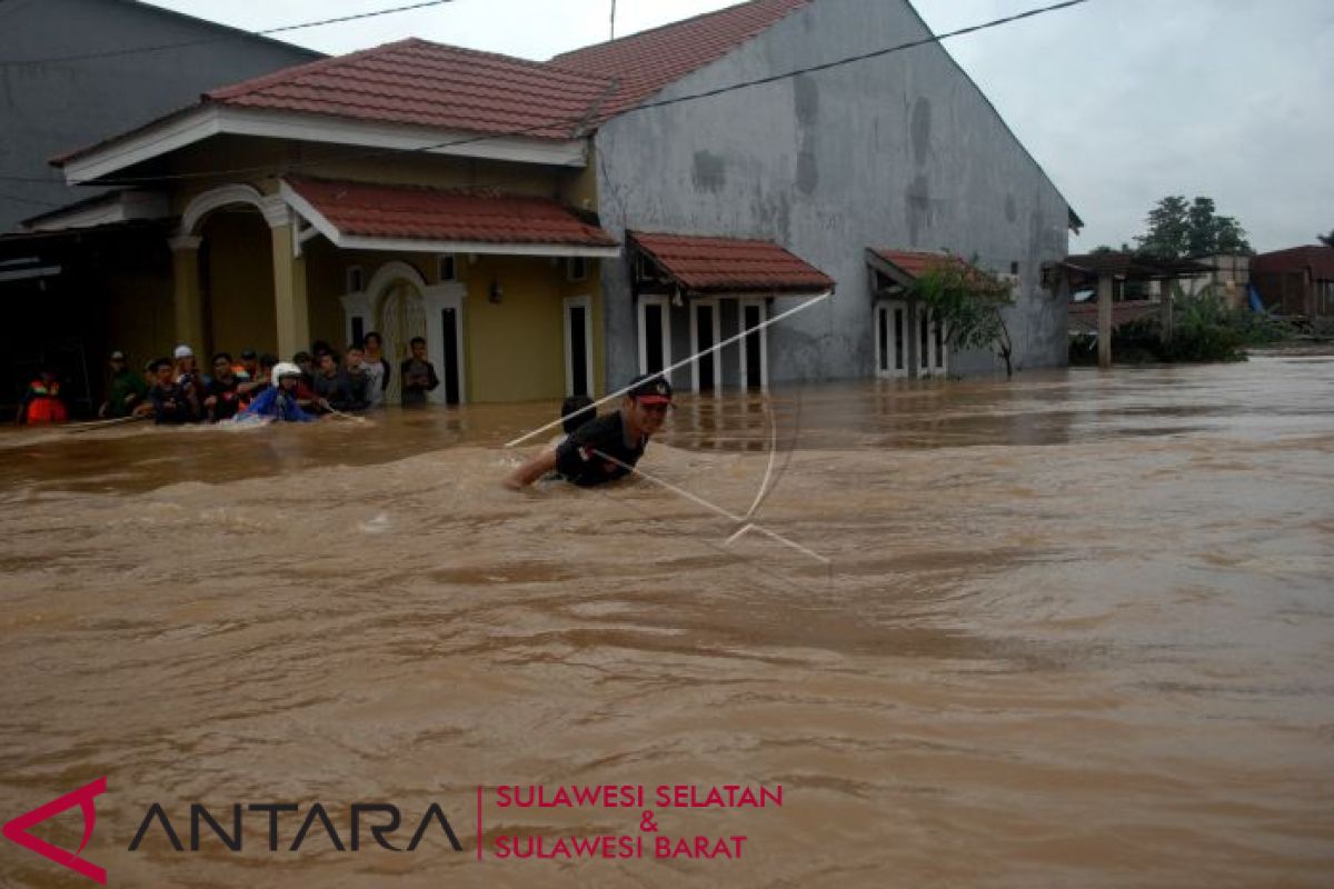 Korban banjir tak sempat selamatkan barang berharga