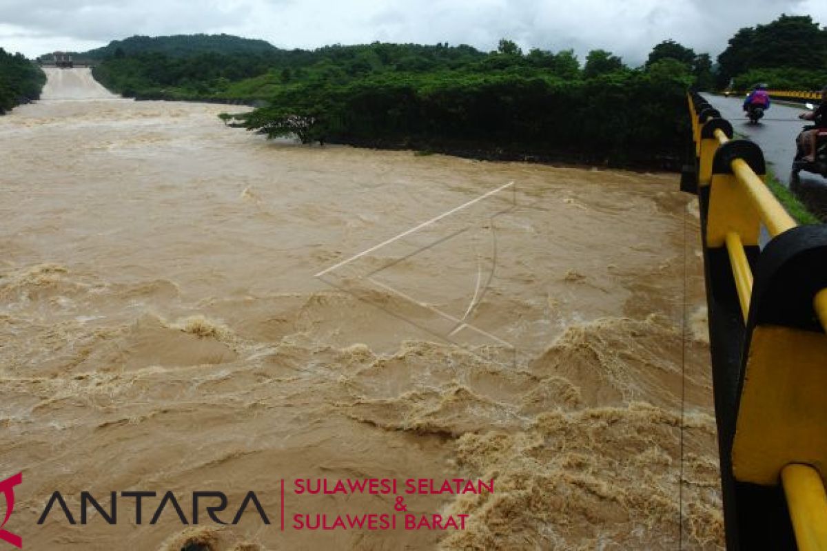 Elevasi TMA Waduk Bili-bili kembali normal