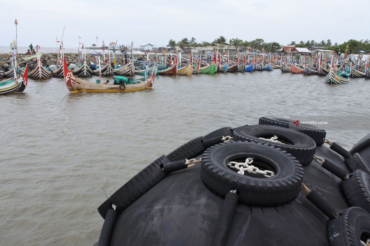 Pelabuhan Tutup Di Situbondo