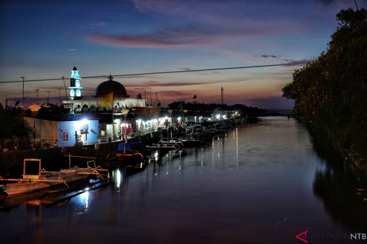 Pemkot Mataram mulai revitalisasi Pantai Ampenan