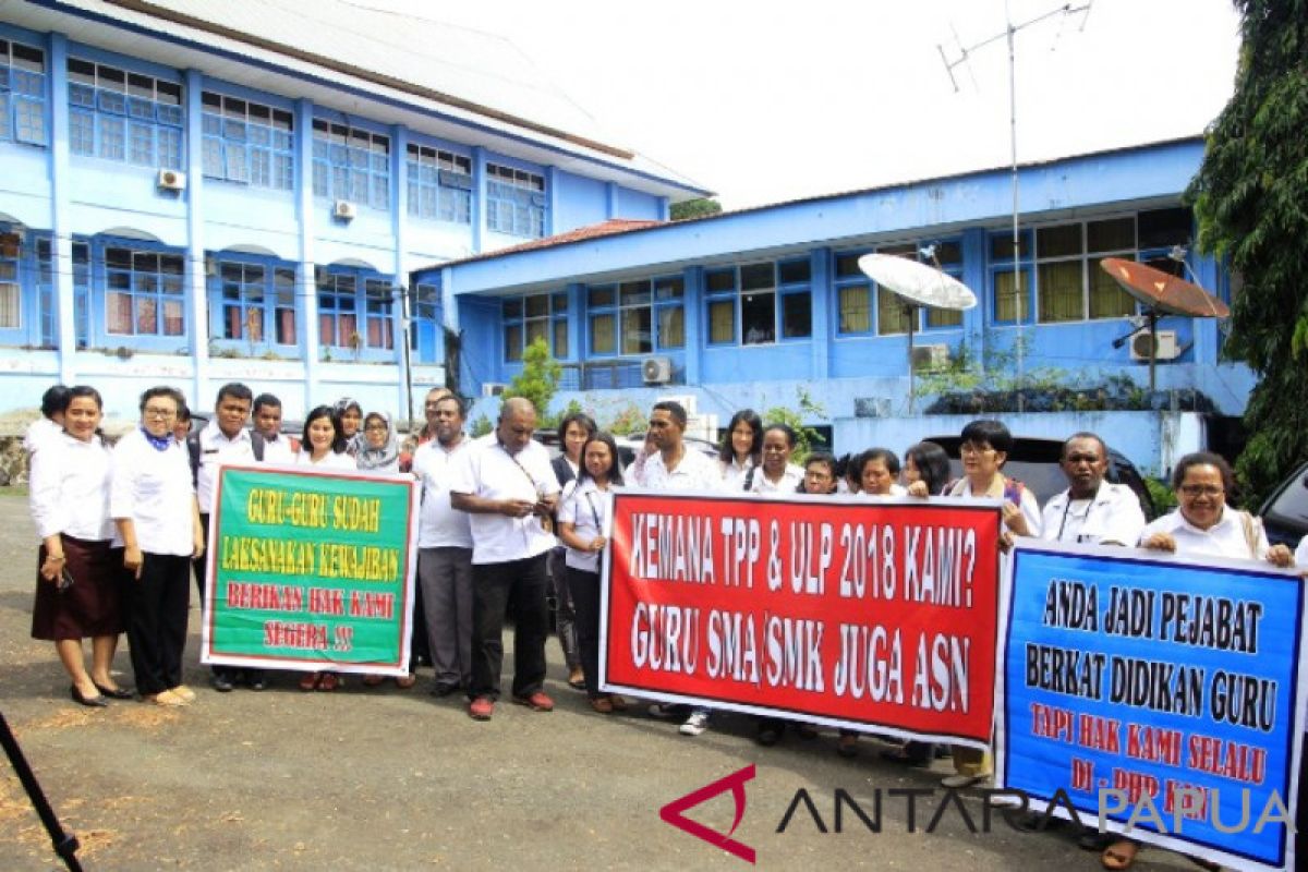 Sejumlah guru SMA/SMK di Jayapura mogok