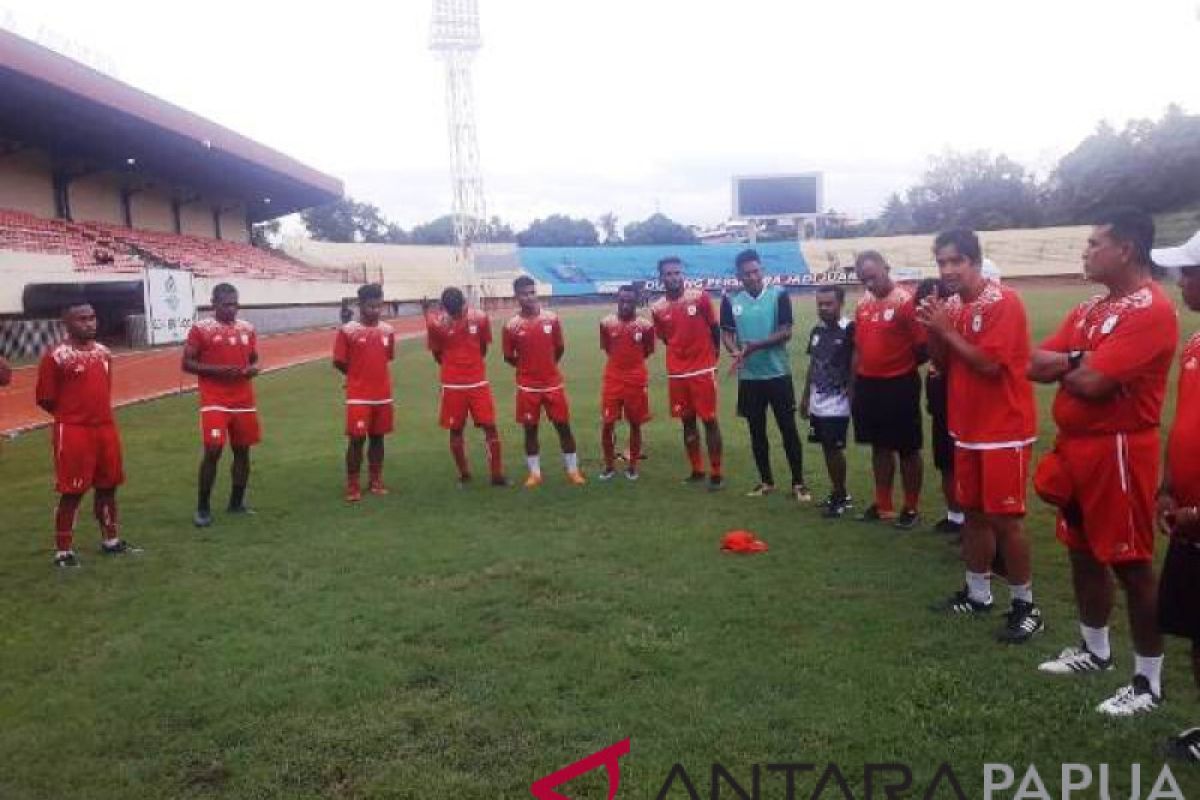 Persipura rahasiakan pemain asing yang akan bergabung