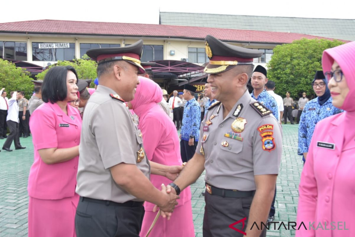 858 Personel Polda Banten Naik Pangkat