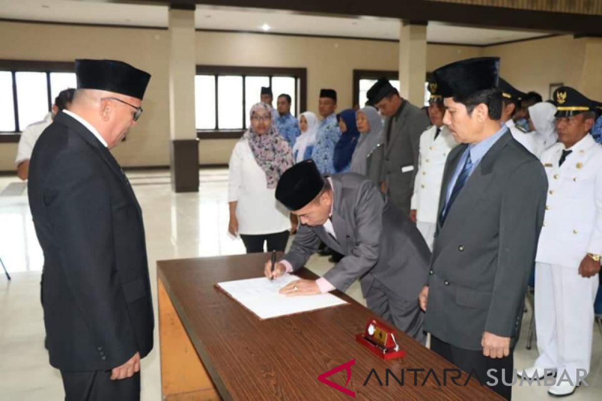 Hari pertama kerja 2019, 101 ASN Payakumbuh dimutasi