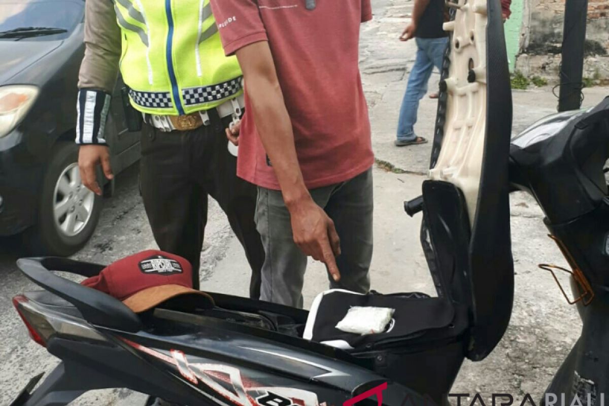 Polisi tangkap pelanggar lalu lintas simpan narkoba