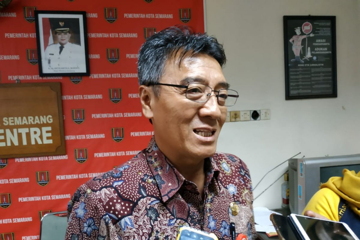 Kasus COVID-19 naik, layanan luring Dinas Kependudukan Semarang tutup