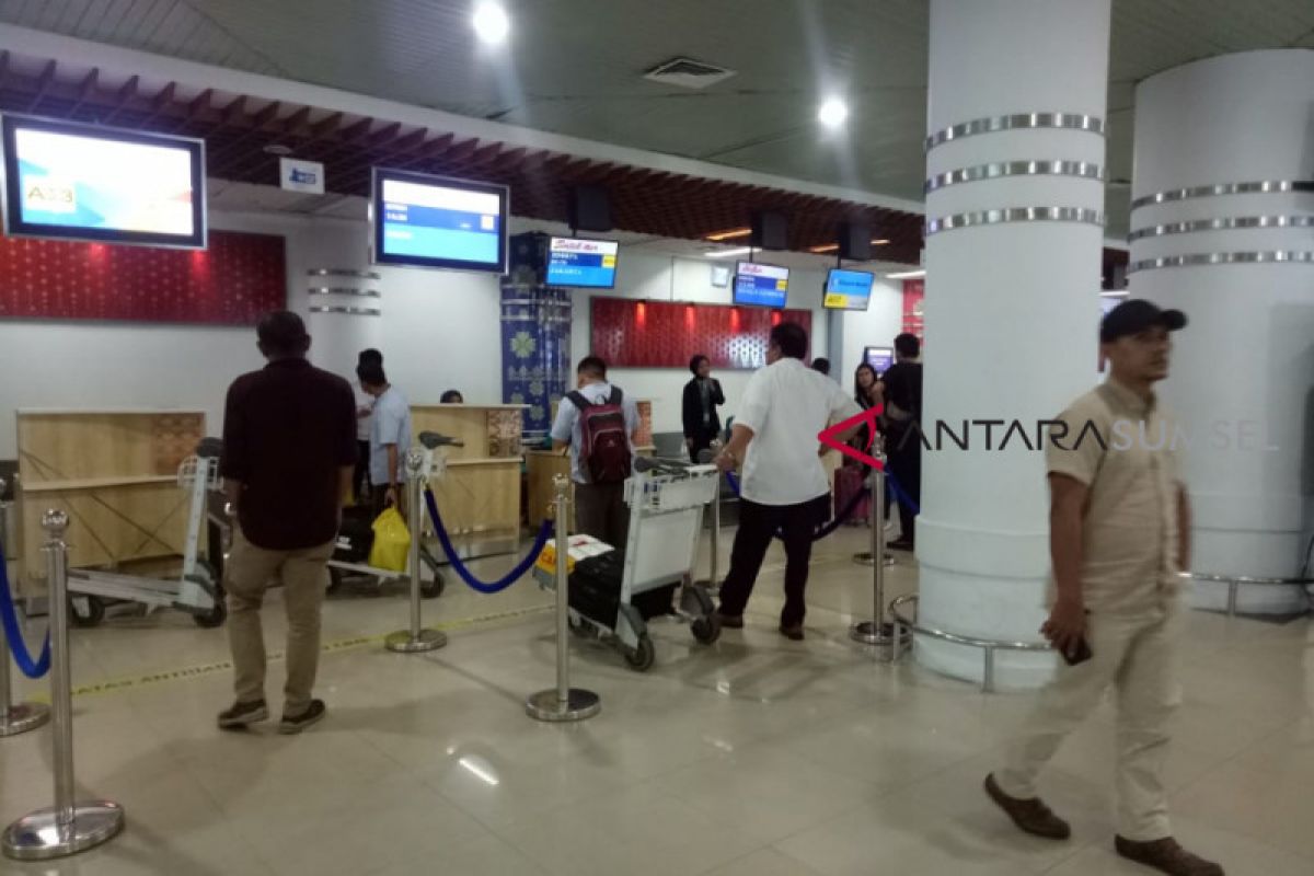 Jumlah penumpang turun,  Bandara Palembang  kehilangan Rp3 miliar