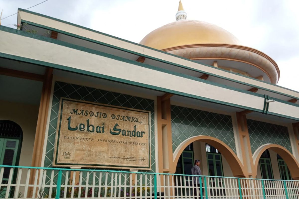 Masjid Lebai Sandar, masjid tertua di Ampenan