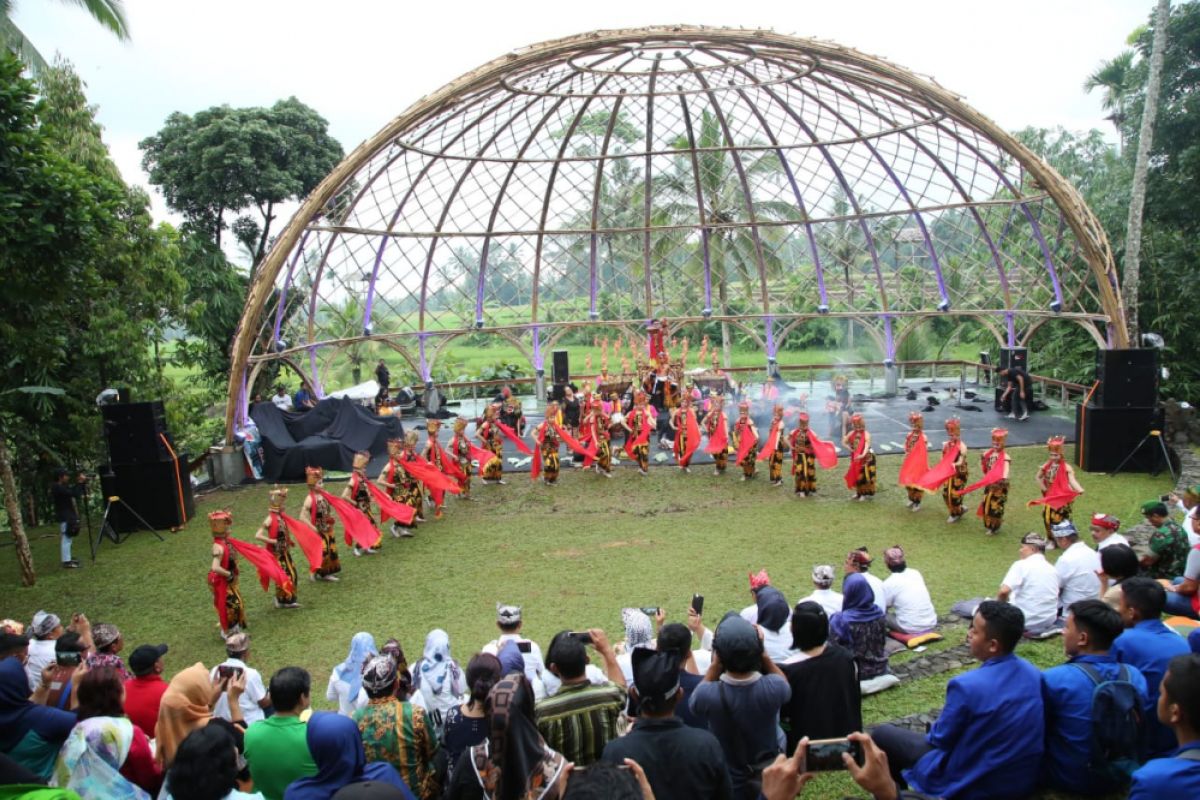 Festival Lembah Ijen Tampilkan Gandrung Tiap Bulan