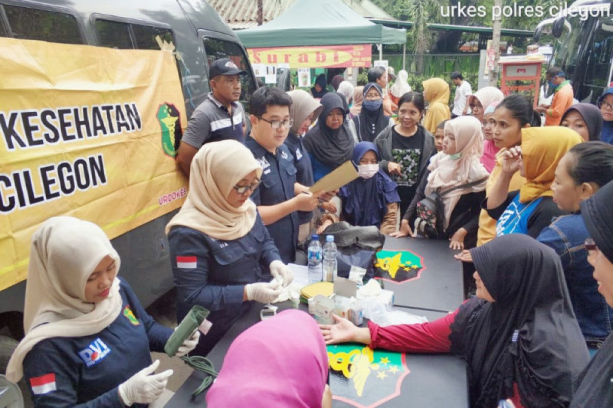 Biddokes Polda Banten Berikan Layanan Kesehatan Gratis