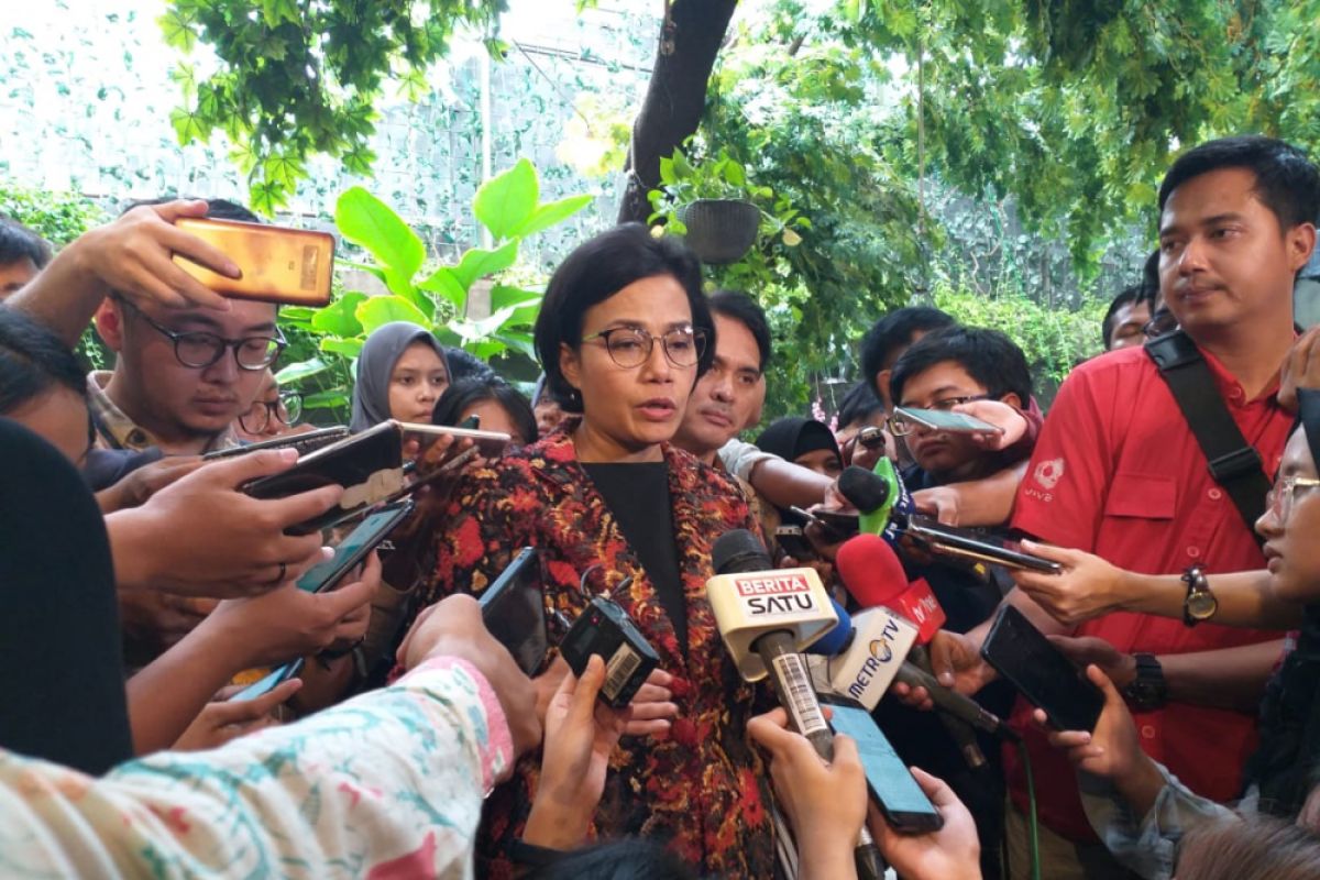 Sri Mulyani: Pemerintah tetap waspada walau neraca perdagangan surplus