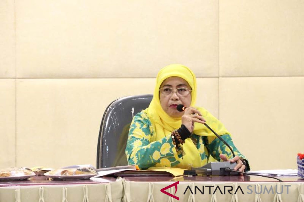 PKK Tapsel berharap seluruh desa binaan 2019 bisa masuk enam besar