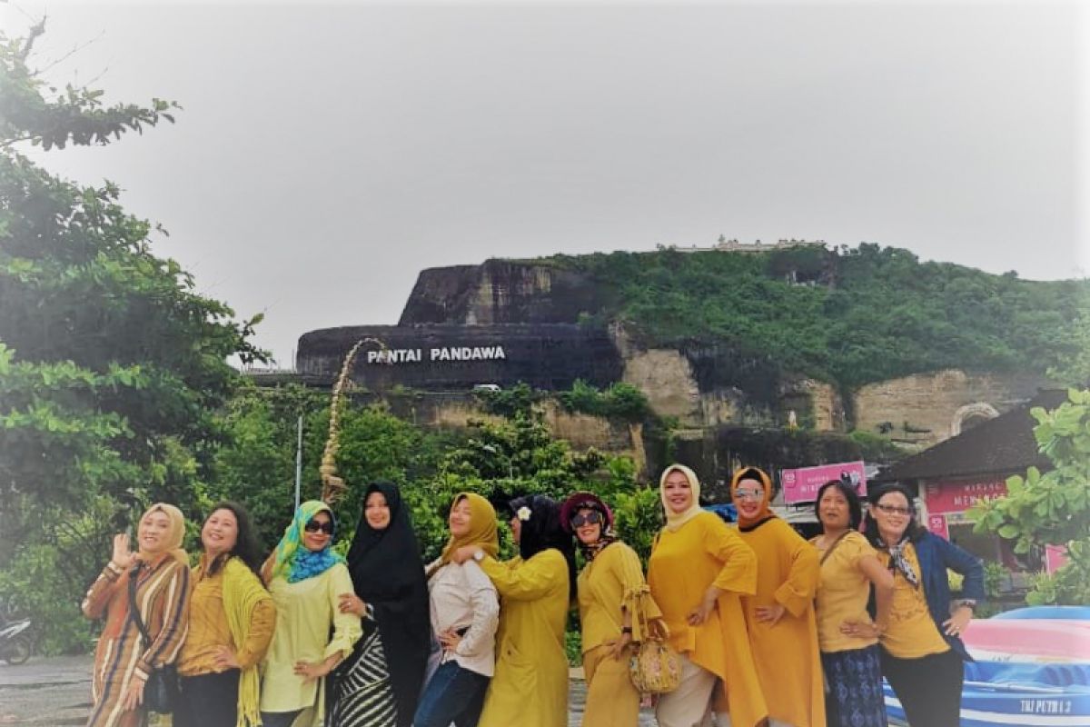 Dharma Wanita KBRI Bandar Seri Begawan gencar promosikan pariwisata Bali