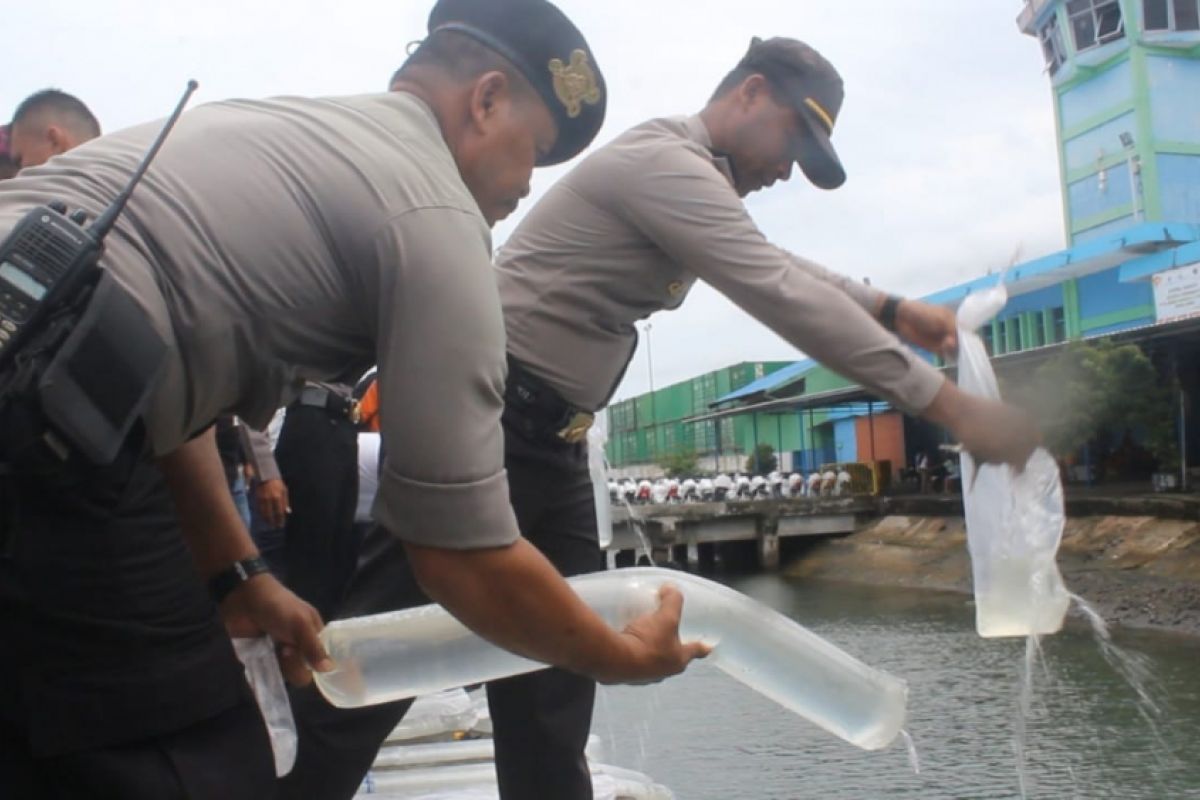 Polres Ambon gagalkan pengiriman miras ke Sorong