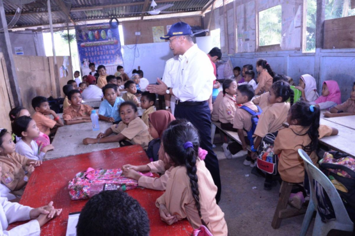 Mendikbud Pastikan Semua Anak WNI Mendapatkan Hak Pendidikan