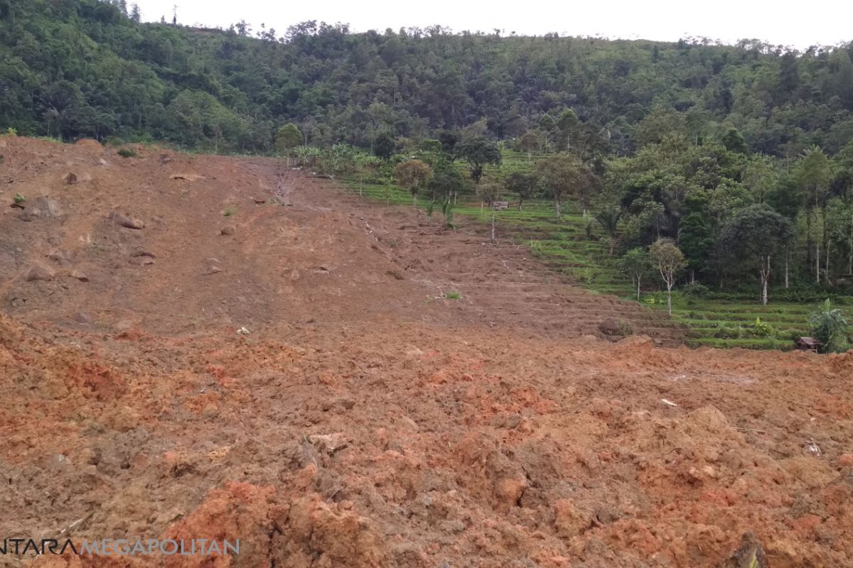 Sukabumi dilanda 725 kali bencana