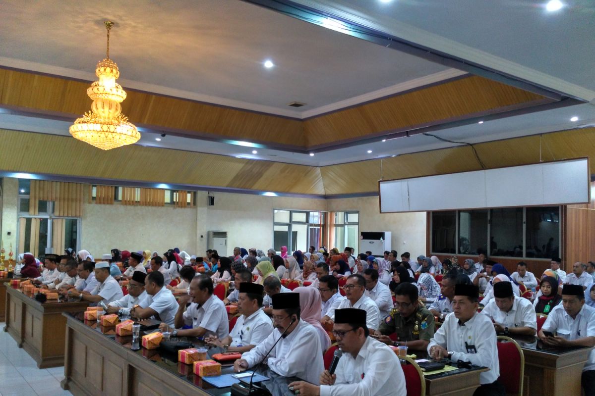 Pemkab Batanghari do'a bersama hari pertama kerja