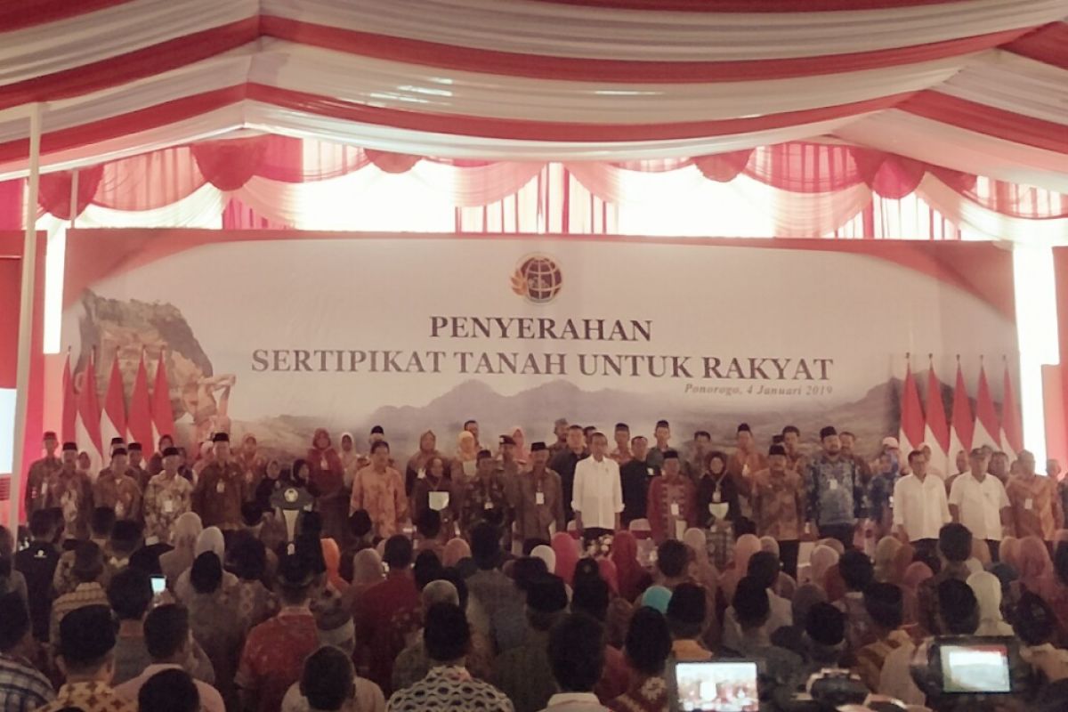 Presiden sebut seluruh tanah Ponorogo bersertifikat 2023