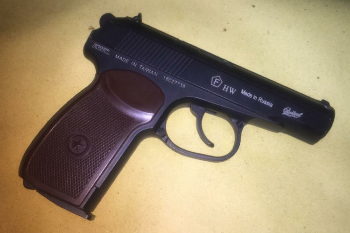 Polisi ringkus pemilik airsoft gun tanpa surat resmi