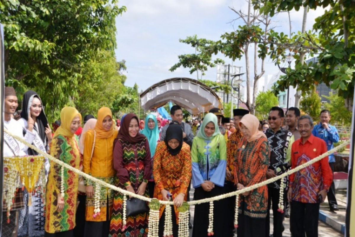 Bupati buka pameran pembangunan