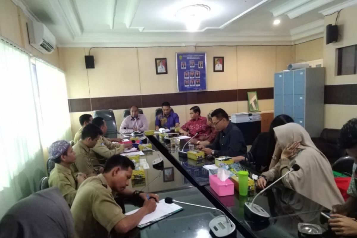 Guru honorer di Banjarmasin tuntut pengangkatan