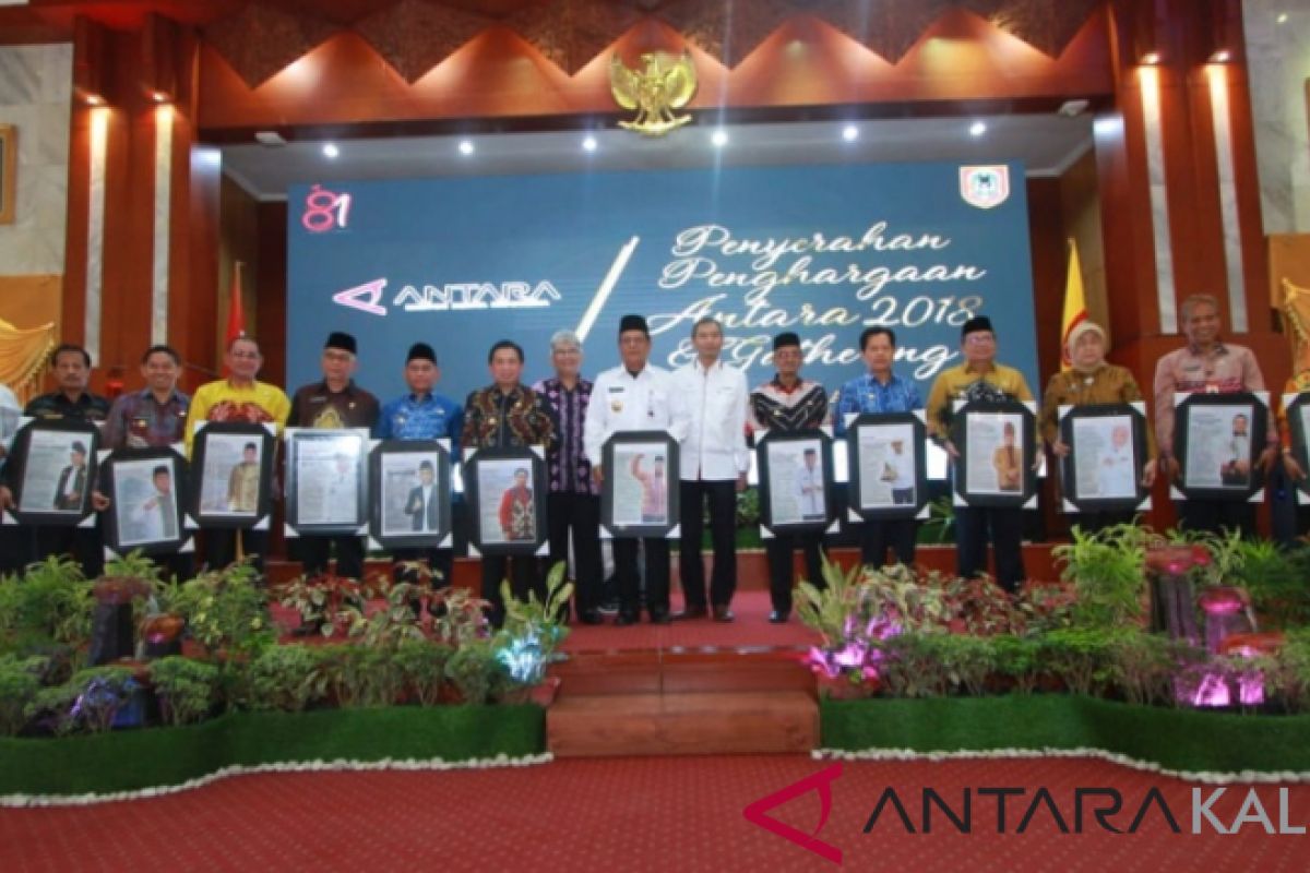 Gubernur dan delapan bupati/walikota hadiri penghargaan Antara