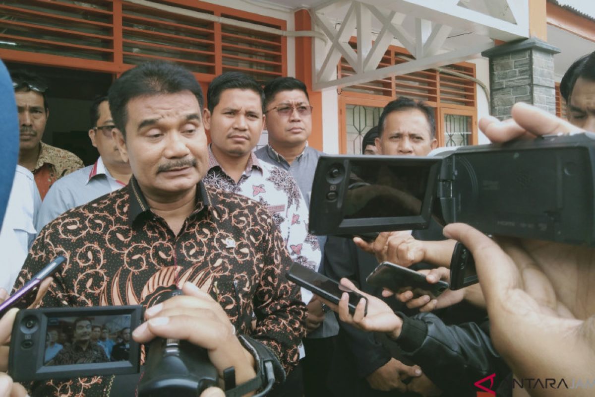 Bawaslu klarifikasi caleg Gerindra bagikan  beasiswa PIP