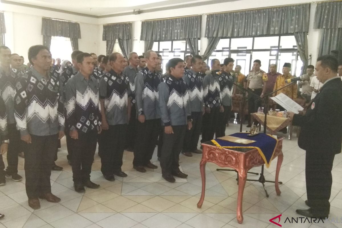 Pengurus KONI HST resmi dilantik dan diharapkan mampu tingkatkan prestasi olahraga