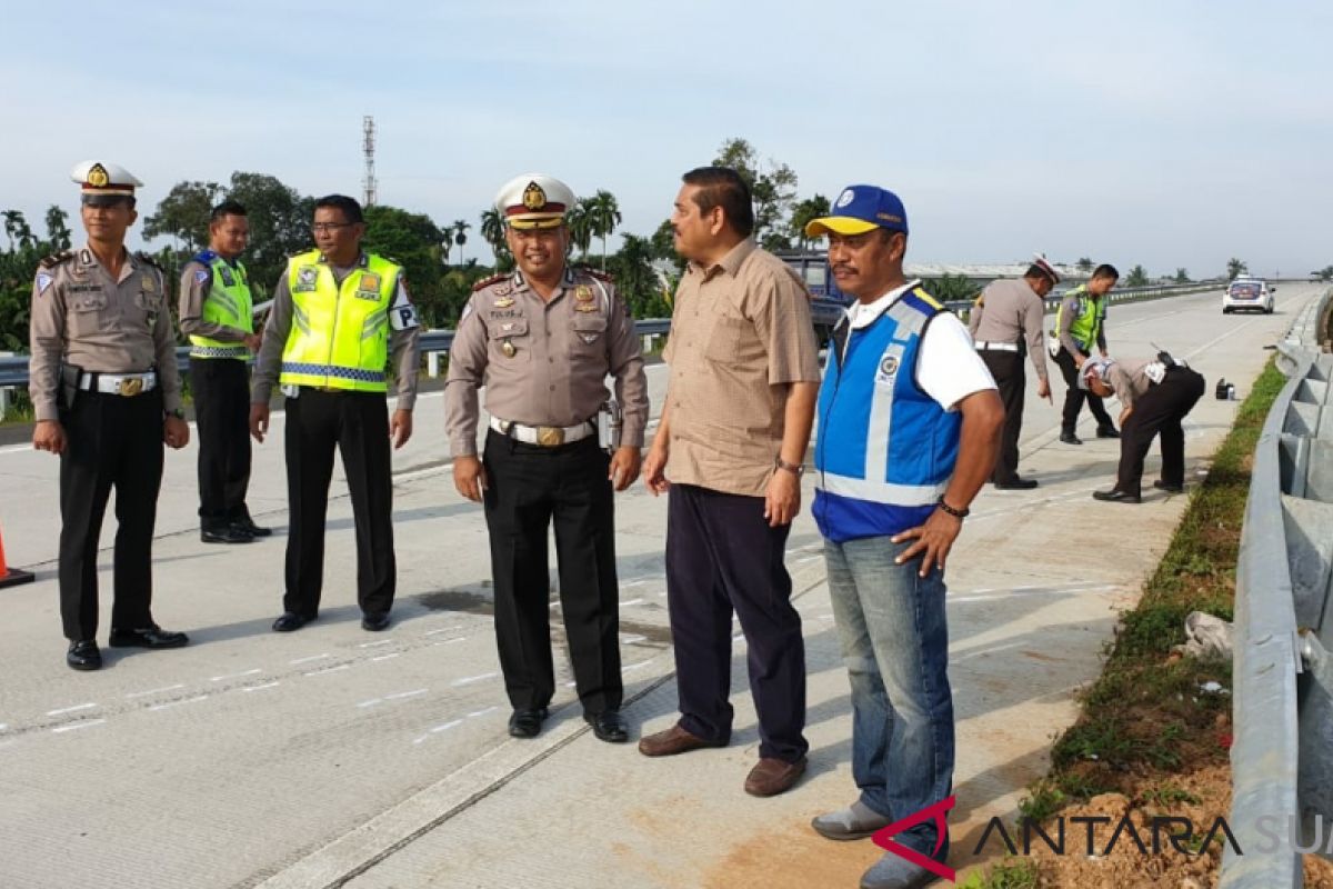 Rambu lalu lintas di tol Medan-Tebing Tinggi dinilai masih kurang